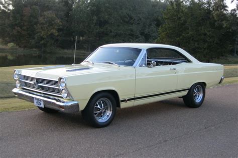 8-cylinder, 90-V, overhead valve. . 1966 and 1967 ford fairlane gt
